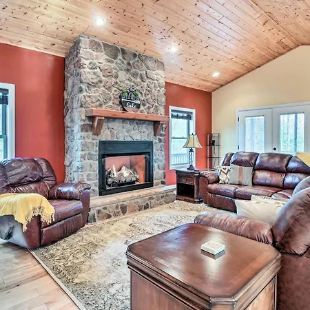 Cozy Home With Patio, 2 Mi To Dale Hollow Lake!